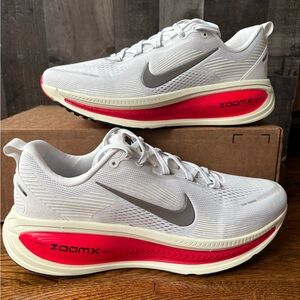 Nike Vomero 18 Platinum Tint Siren Red Running Shoes Size 13 Zoom X HM6803-001